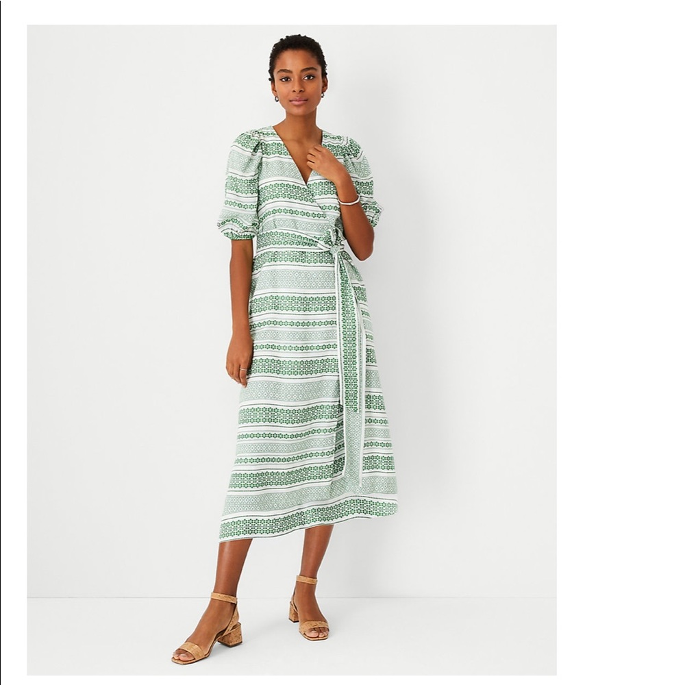 Ann Taylor jacquard stripy green floral midi wrap puff sleeve dress